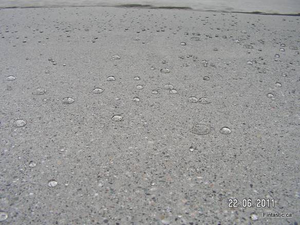 Concrete-Floor-After-Sealed-water-beads-2
